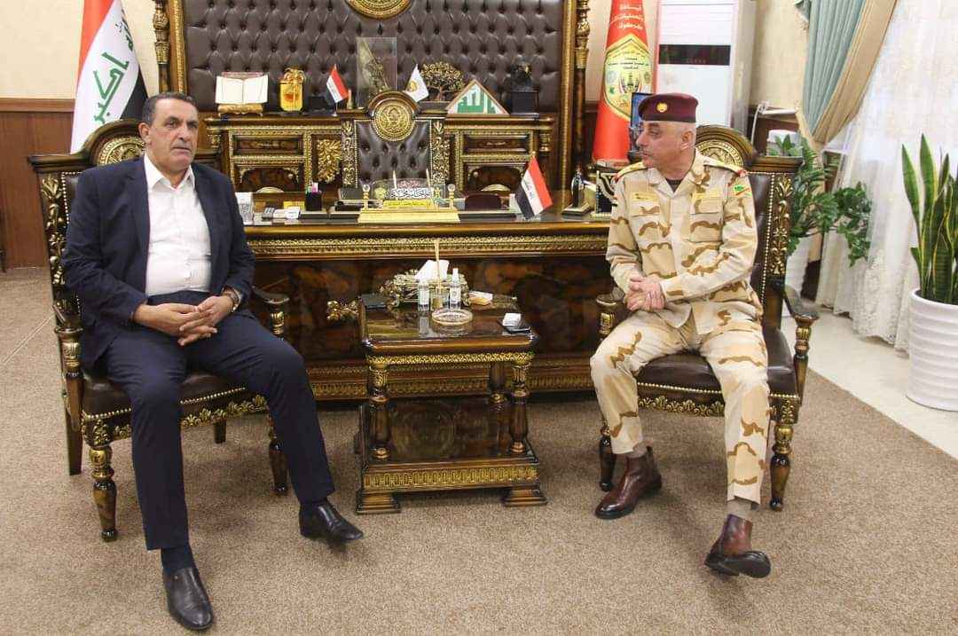 الجبوري يبحث اوضاع كركوك وجهود دعم القوات الامنية مع قائد المقر المتقدم للعمليات المشتركة .