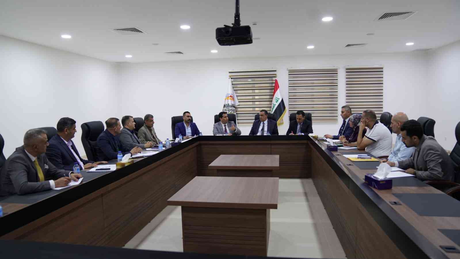 السيد محافظ كركوك ..  يترأس اجتماعاً لتنسيق ودعم جهود تأمين وتشغيل مشاريع الماء  .