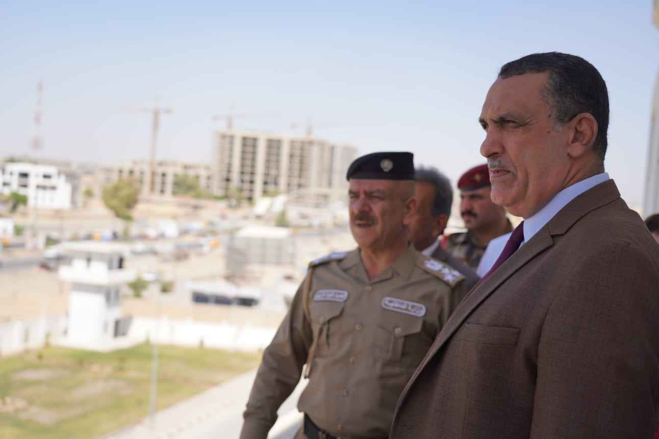 الجبوري يزور مبنى المحافظة الجديد .