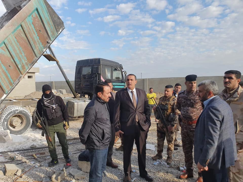 الجبوري والمفرجي  يتفقدان مشاريع خدمية في قرى البومفرج غرب قضاء داقوق 