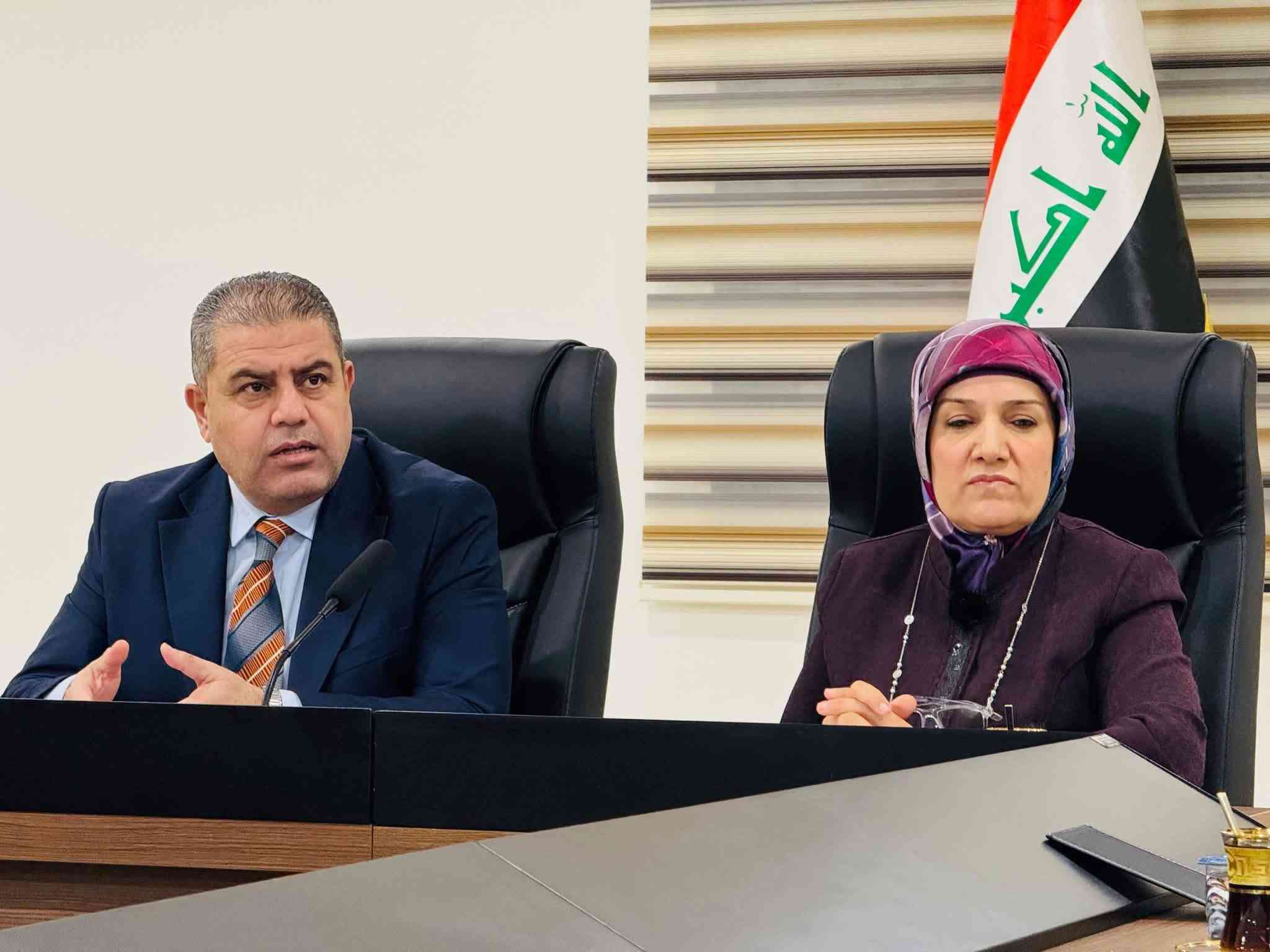 ادارة كركوك تعقد ألاجتماع الدوري للجنة تبسيط الأجراءات الحكومية بالمحافظة. 