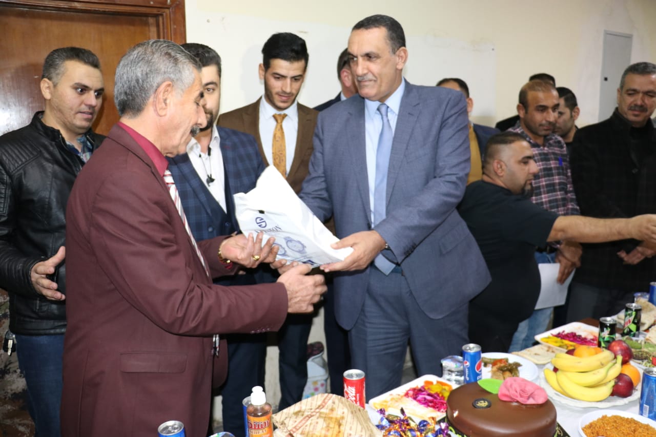 الجبوري  يشيد بالموظفين المحالين على التقاعد .