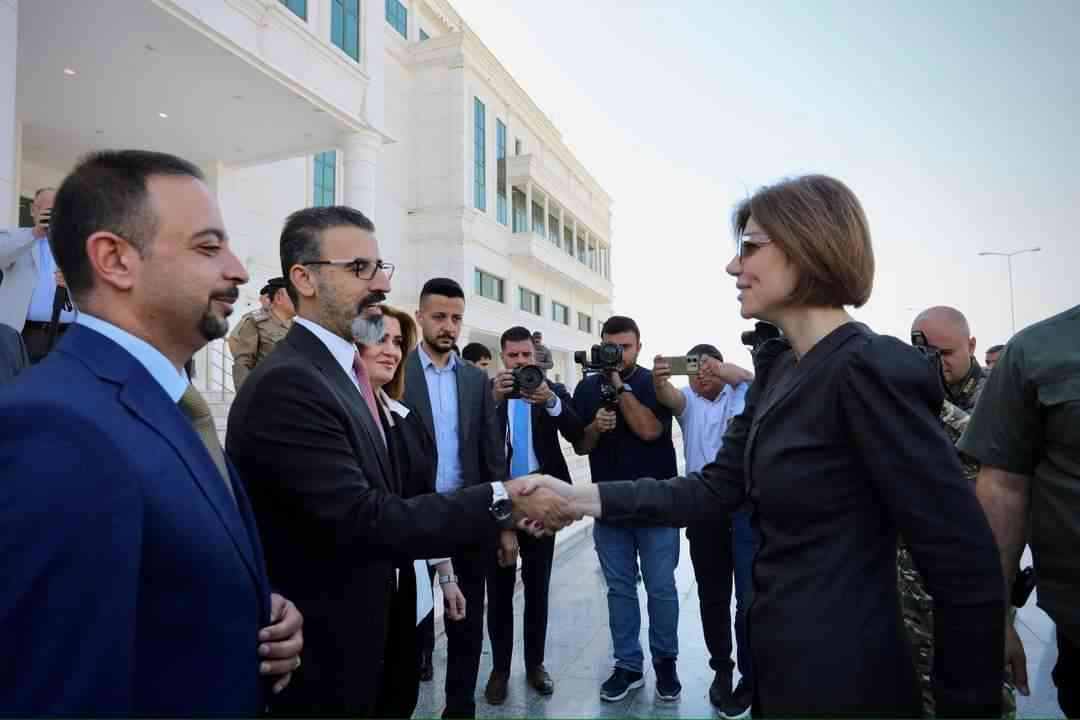 دعماً للبرنامج الحكومي وانسجاماً مع توجيهات رئيس الوزراء .    معالي وزير الهجرة ..  تبحث مع محافظ كركوك ،جهود دعم ملف النازحين وإعادتهم لمناطقهم