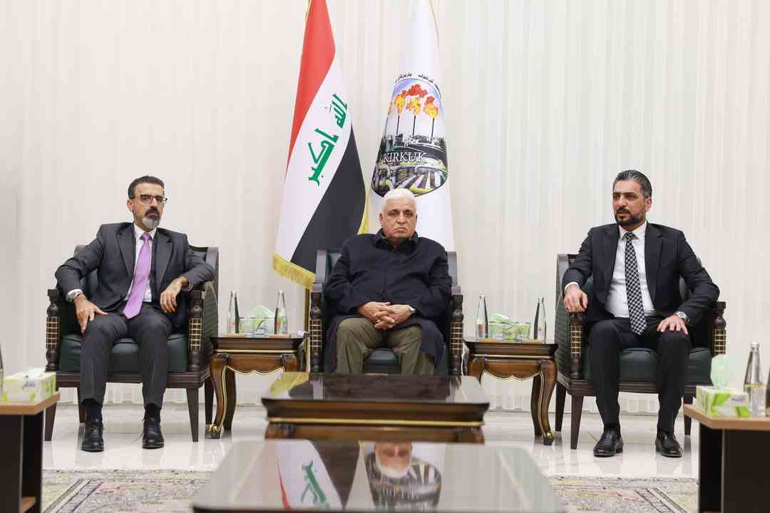 محافظ كركوك ريبوار طه مصطفى   يستقبل السيد فـIلح الفـيـIض .