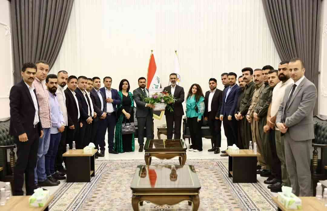 محافظ كركوك ريبوار طه مصطفى يستقبل كوكبة من ابناء الشهداء 