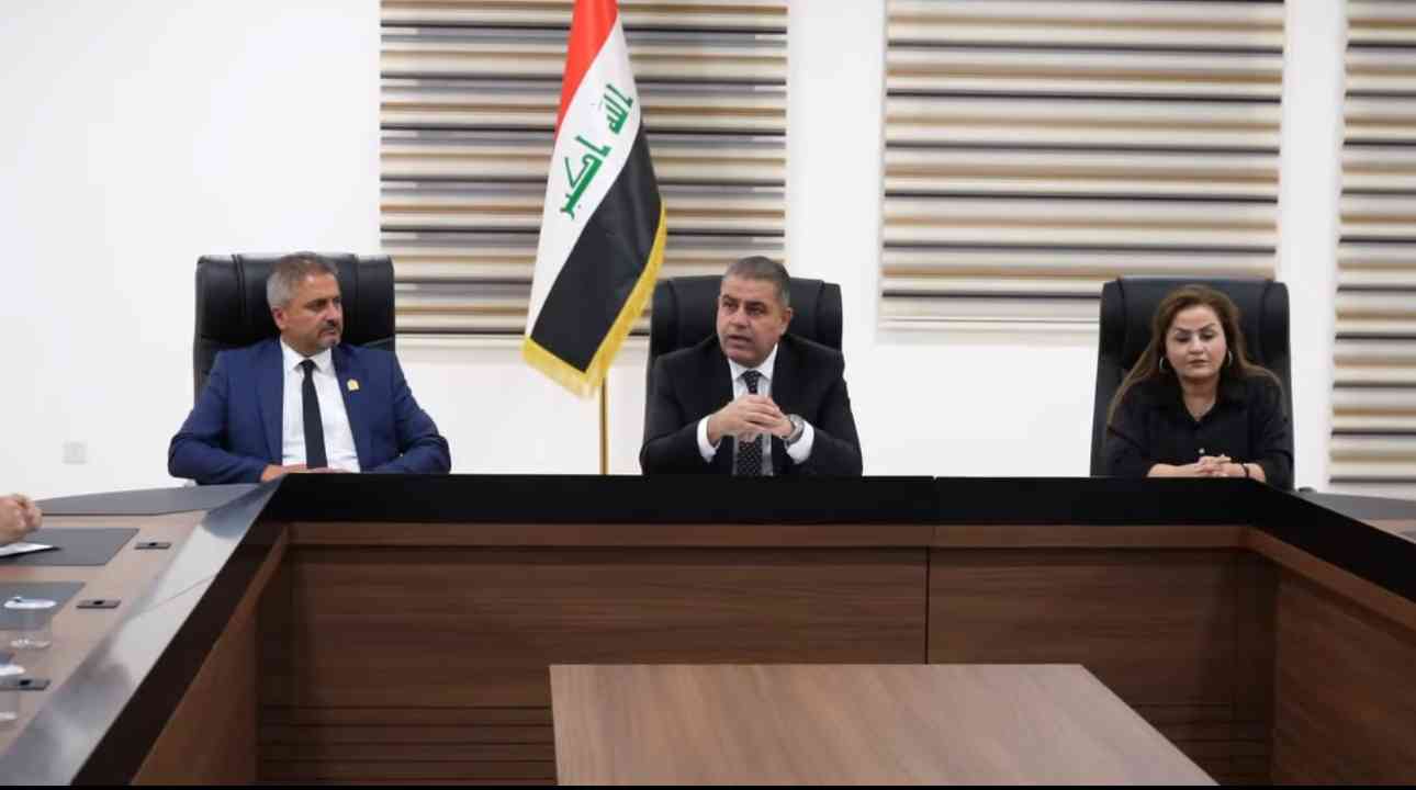 اللجنة الفرعية لمكافحة التطرف   تلتقي فريق التطوع الطلابيّ لدعم جهود مكافحة التطرف ودعم الخطاب الوطني