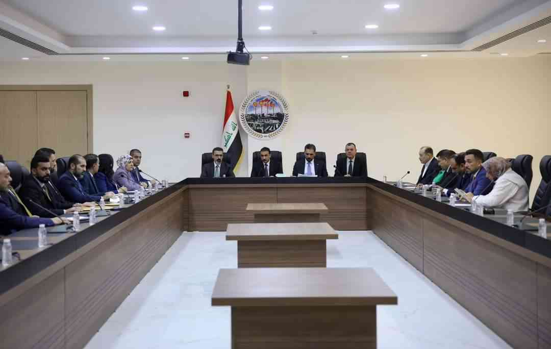 معالي وزير التربية يبحث مع محافظ كركوك   ورئيس المجلس جهود دعم القطاع التربوي .