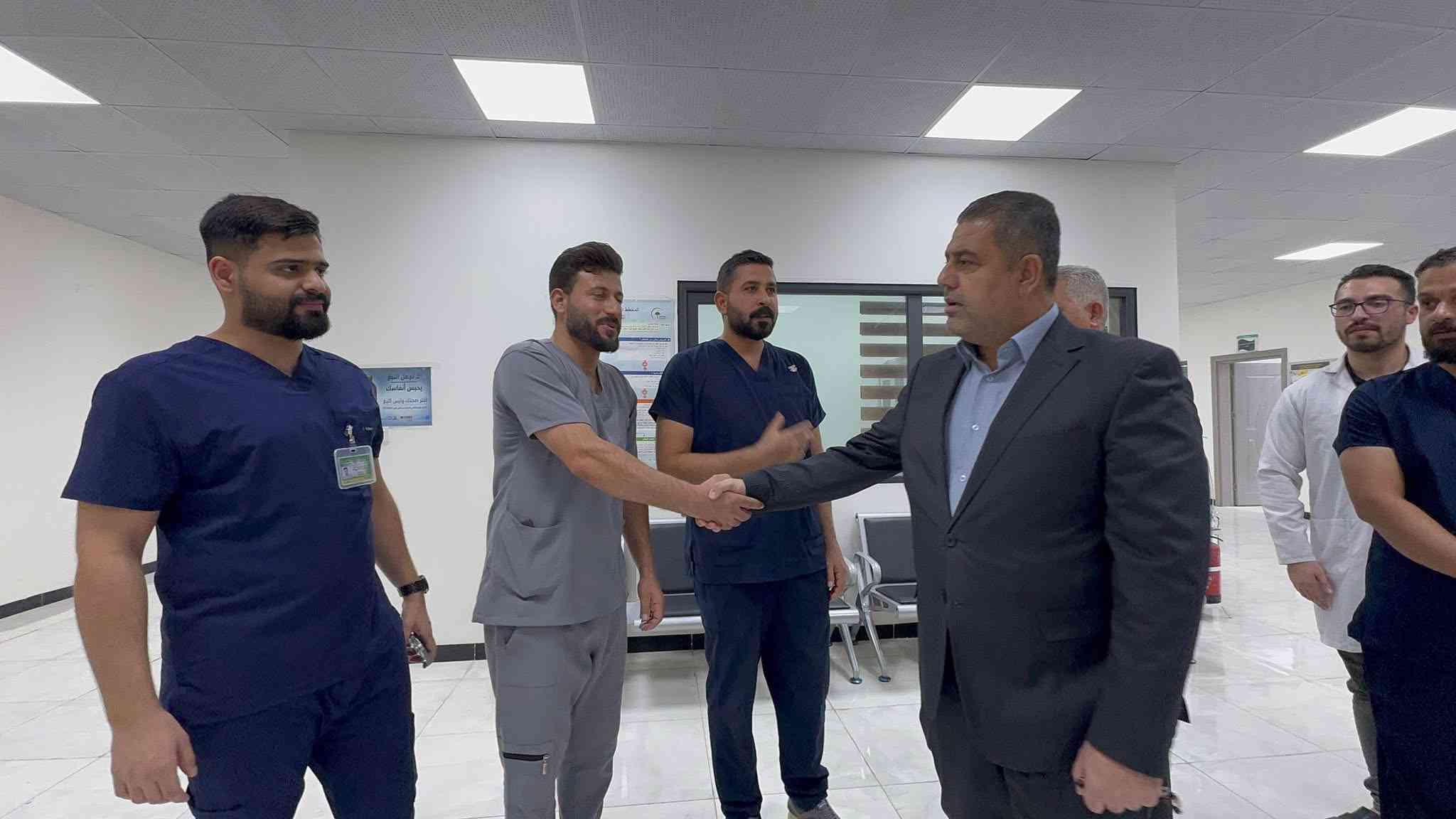 النائب الأول لمحافظ كركوك يزور قضاء الدبس ويتفقد الواقع الصحي.