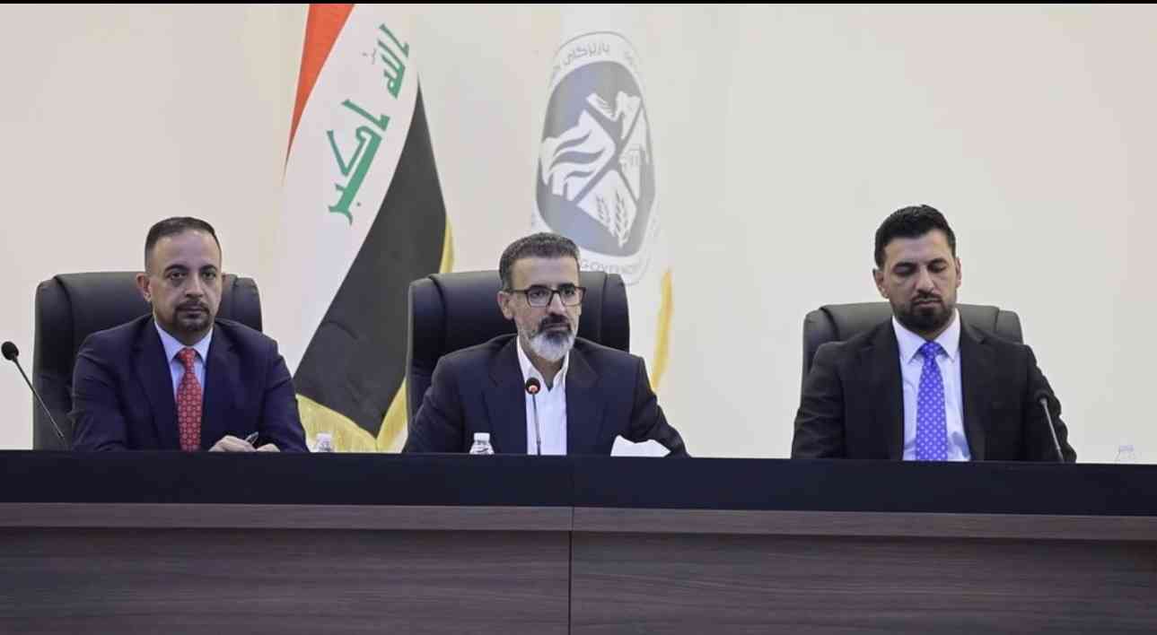 اجتمع السيد محافظ كركوك ريبوار طه   مع رؤوساء الوحدات الإدارية ومدراء الدوائر الخدمية والكوادر المختصه